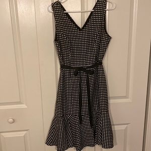 Like new The Limited dress black and white